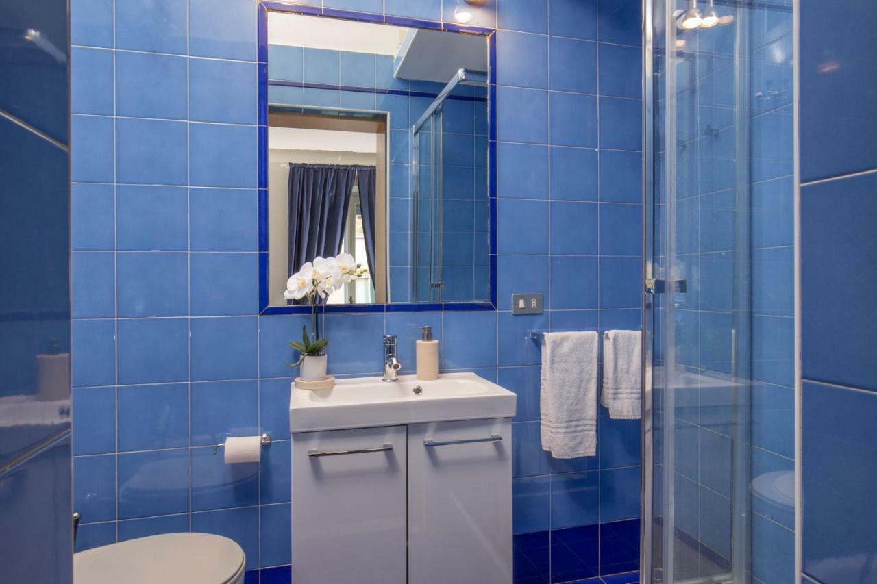 Daplace - Renzo Apartment Милано Екстериор снимка